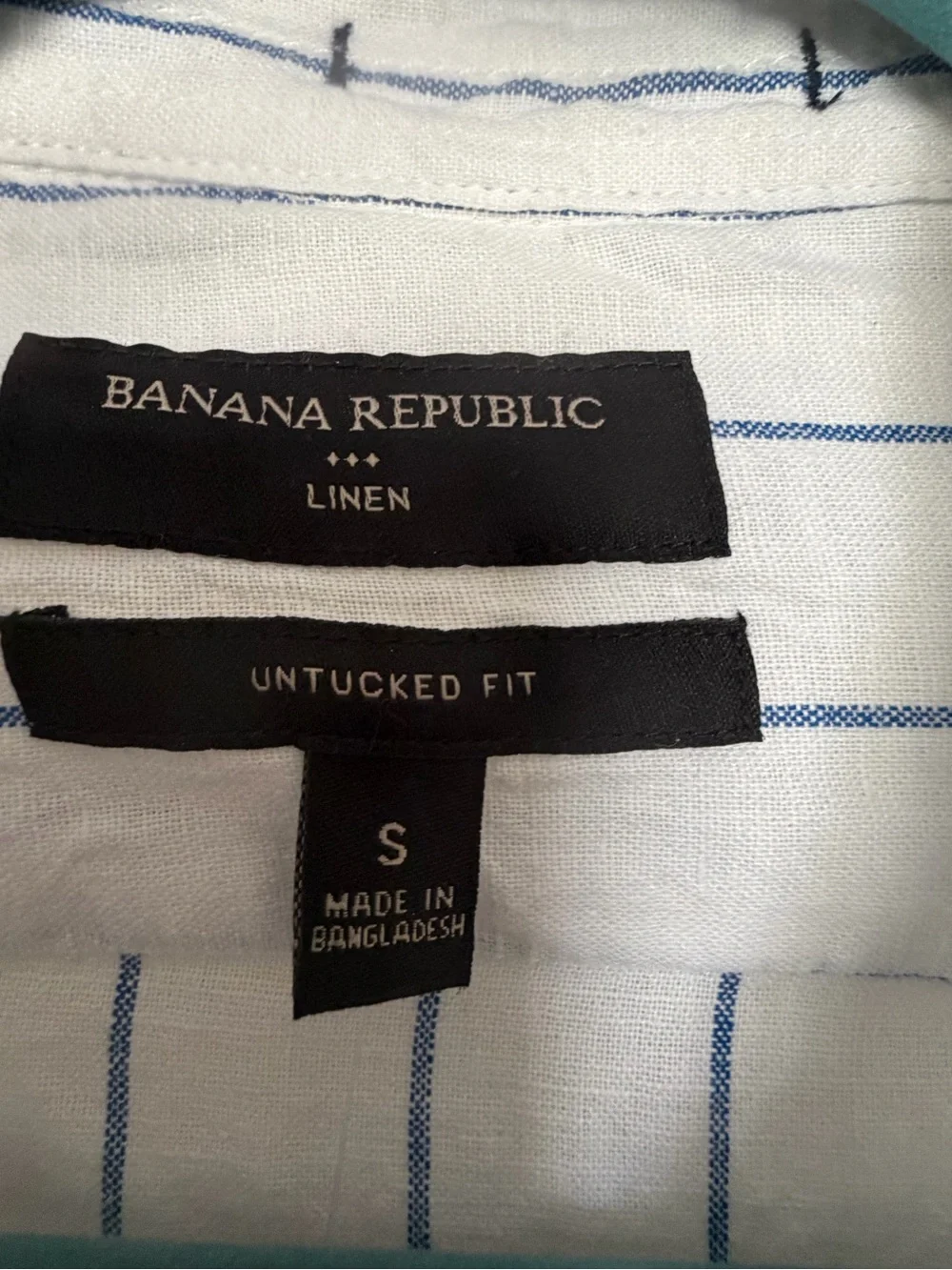 Banana Republic Untucked White Button-Down Shirt with Blue Pinstripes